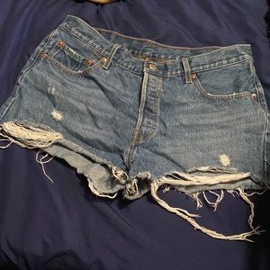 Levi Jean Shorts